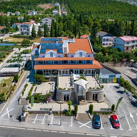 Vicko Starigrad Paklenica