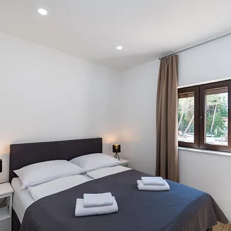 Vicko Hotel Starigrad Paklenica