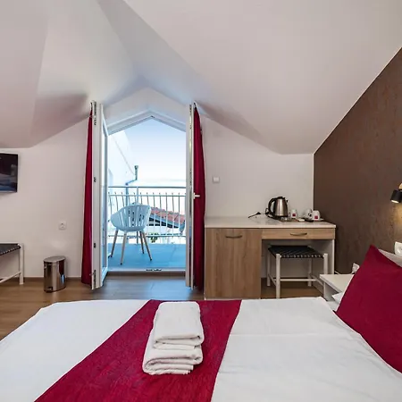 Vicko Hotel 3*