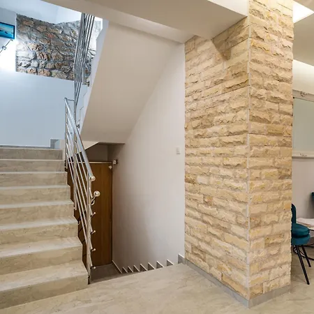 Vicko 3* Starigrad Paklenica