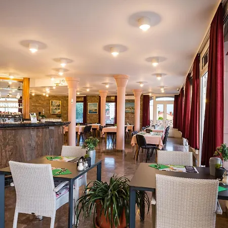 Vicko Hotel Starigrad Paklenica