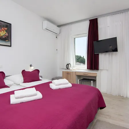 Vicko Hotel 3*