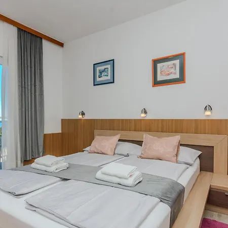 Hotel Vicko Starigrad Paklenica