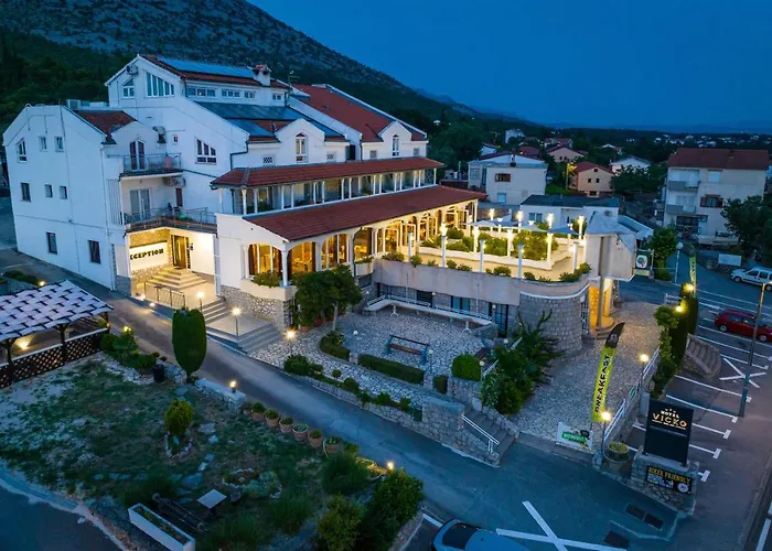 Vicko Ξενοδοχείο Starigrad Paklenica