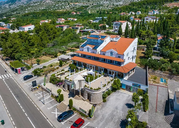 Vicko 3* Starigrad Paklenica