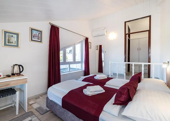 Vicko Hotel Starigrad Paklenica