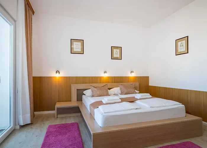 Hotel Vicko Starigrad Paklenica