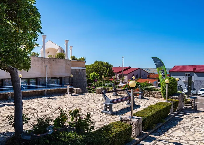 Vicko 3* Starigrad Paklenica