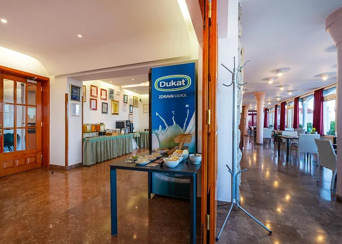 Hotel Vicko Starigrad Paklenica