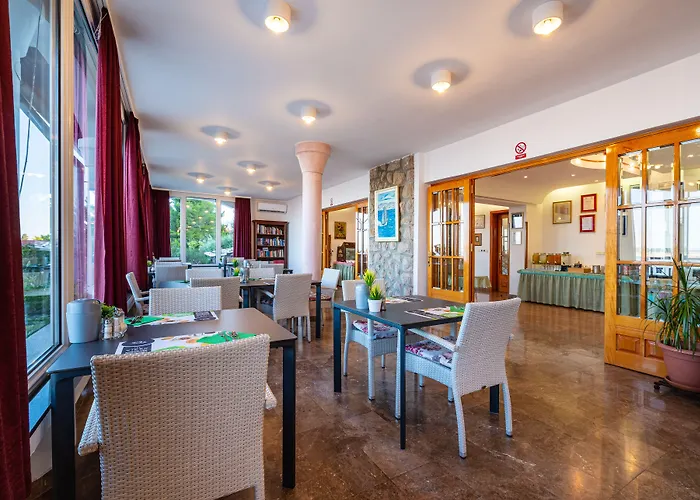 Vicko Hotel Starigrad Paklenica